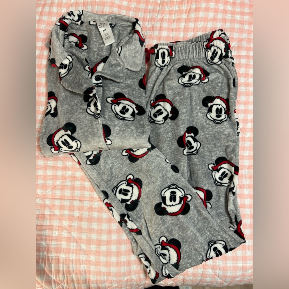 Disney Mickey Mouse Santa pyjamas M near mint